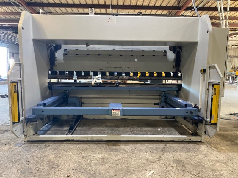 Used Ermak CNCHAP 12X220 - Press Brake - 8071188