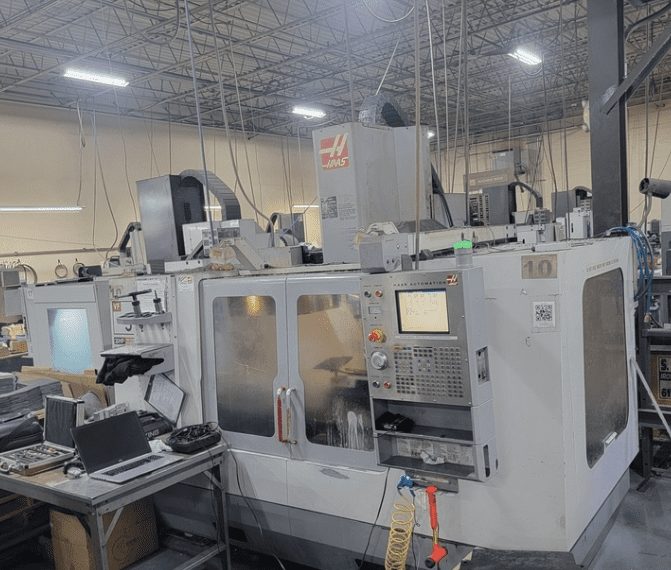 Used Haas VF-3SS - CNC Vertical Machining Center - 8072866